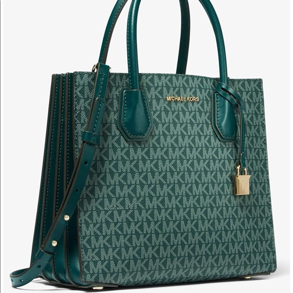 👜💕- NWT Michael Kors Medium Messenger - Picture 6 of 7